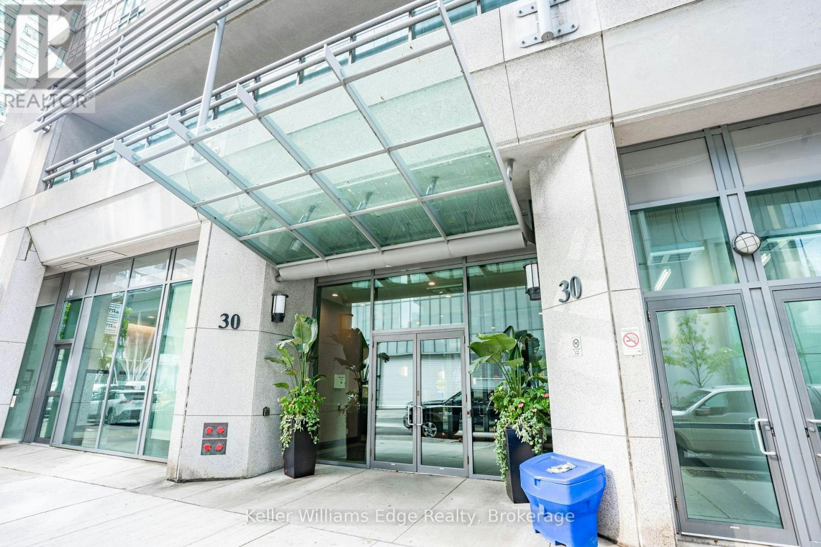 2001-30 Grand Trunk Crescent W, Toronto, ON, M5J 3A4 - 41