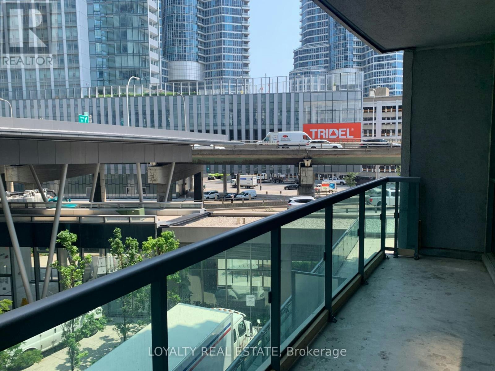 309-19 Grand Trunk Crescent, Toronto, ON, M5J 3A3 - 12
