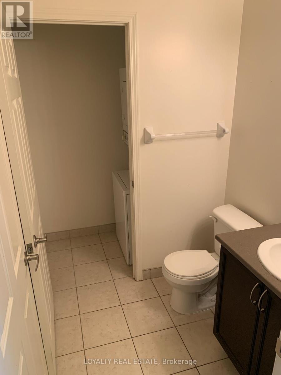 309-19 Grand Trunk Crescent, Toronto, ON, M5J 3A3 - 3