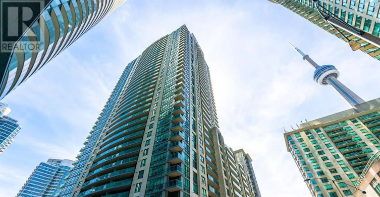 309-19 Grand Trunk Crescent, Toronto, ON, M5J 3A3