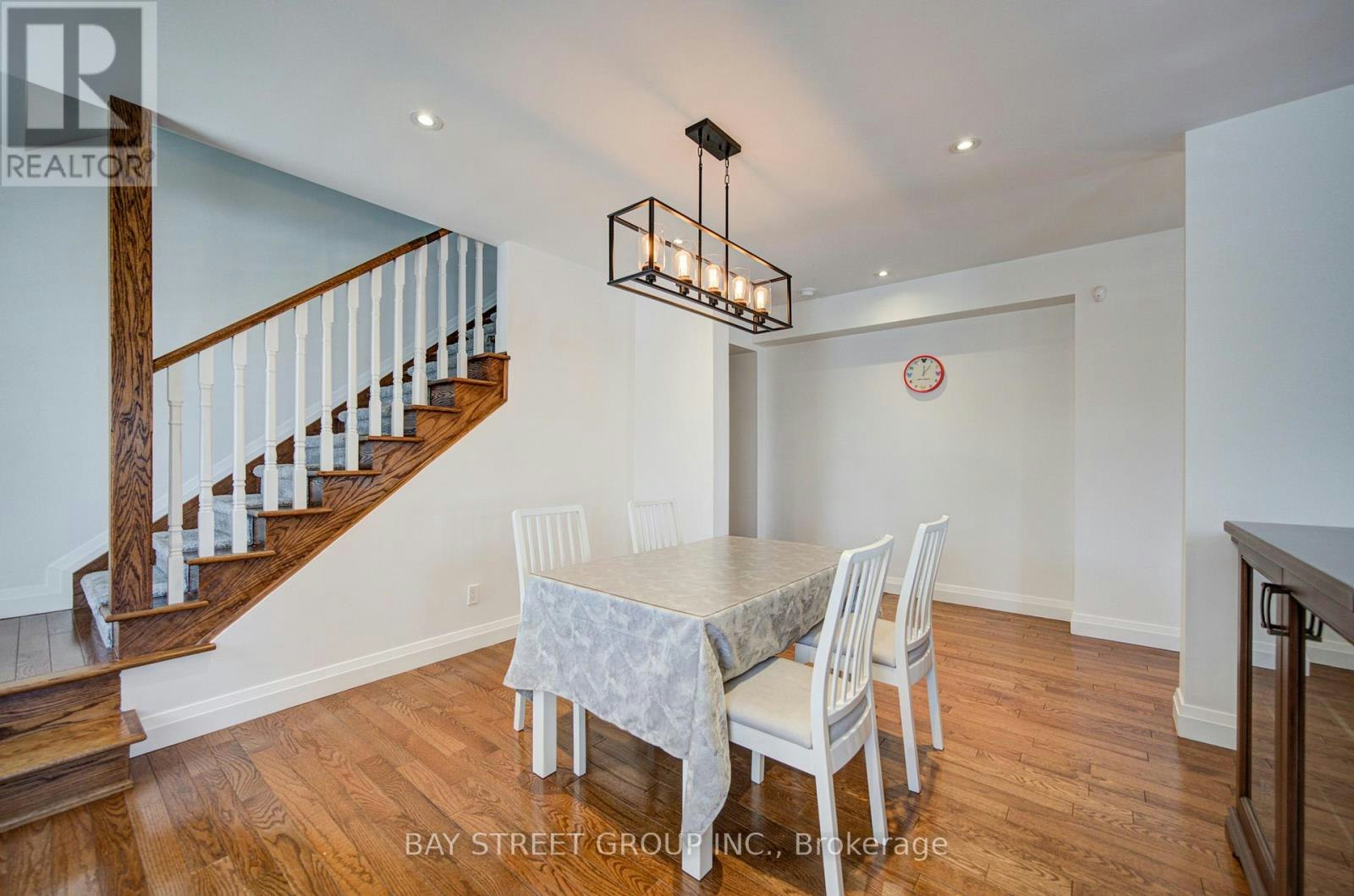 95 Hopedale Avenue, Toronto, ON, M4K 3M9 - 11