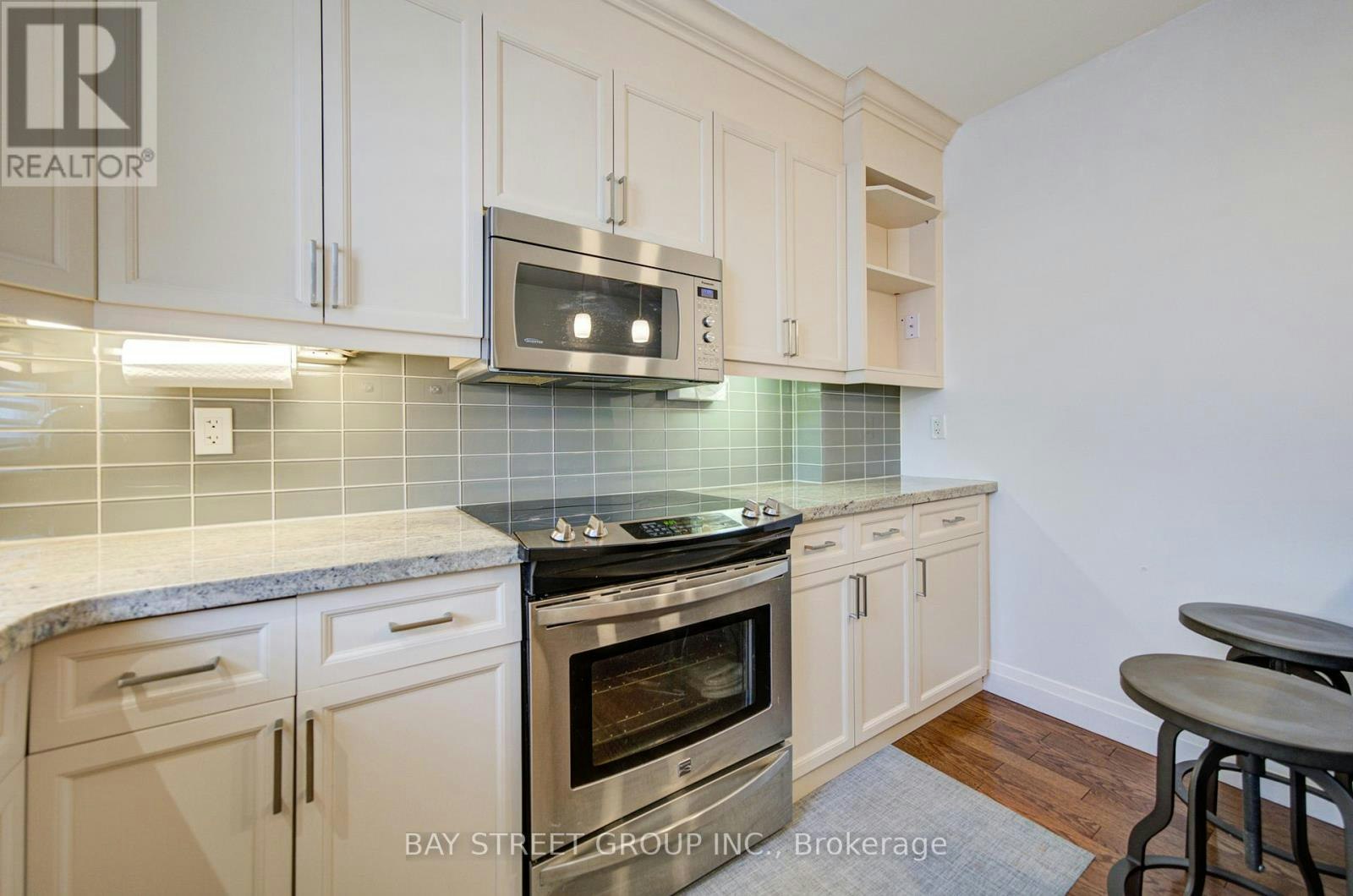 95 Hopedale Avenue, Toronto, ON, M4K 3M9 - 17