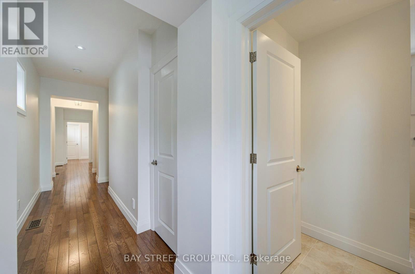 95 Hopedale Avenue, Toronto, ON, M4K 3M9 - 22