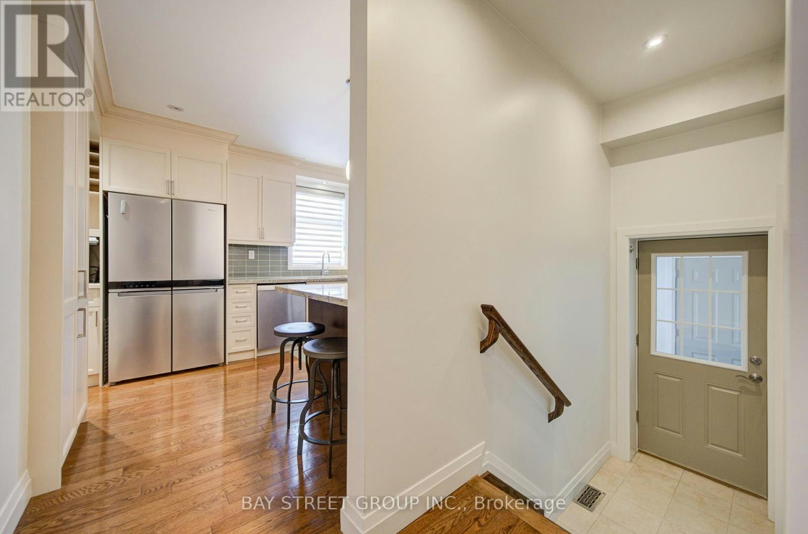 95 Hopedale Avenue, Toronto, ON, M4K 3M9 - 13
