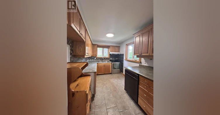 795 Pam Crescent, Newmarket, ON, L3Y 5B7 - 5