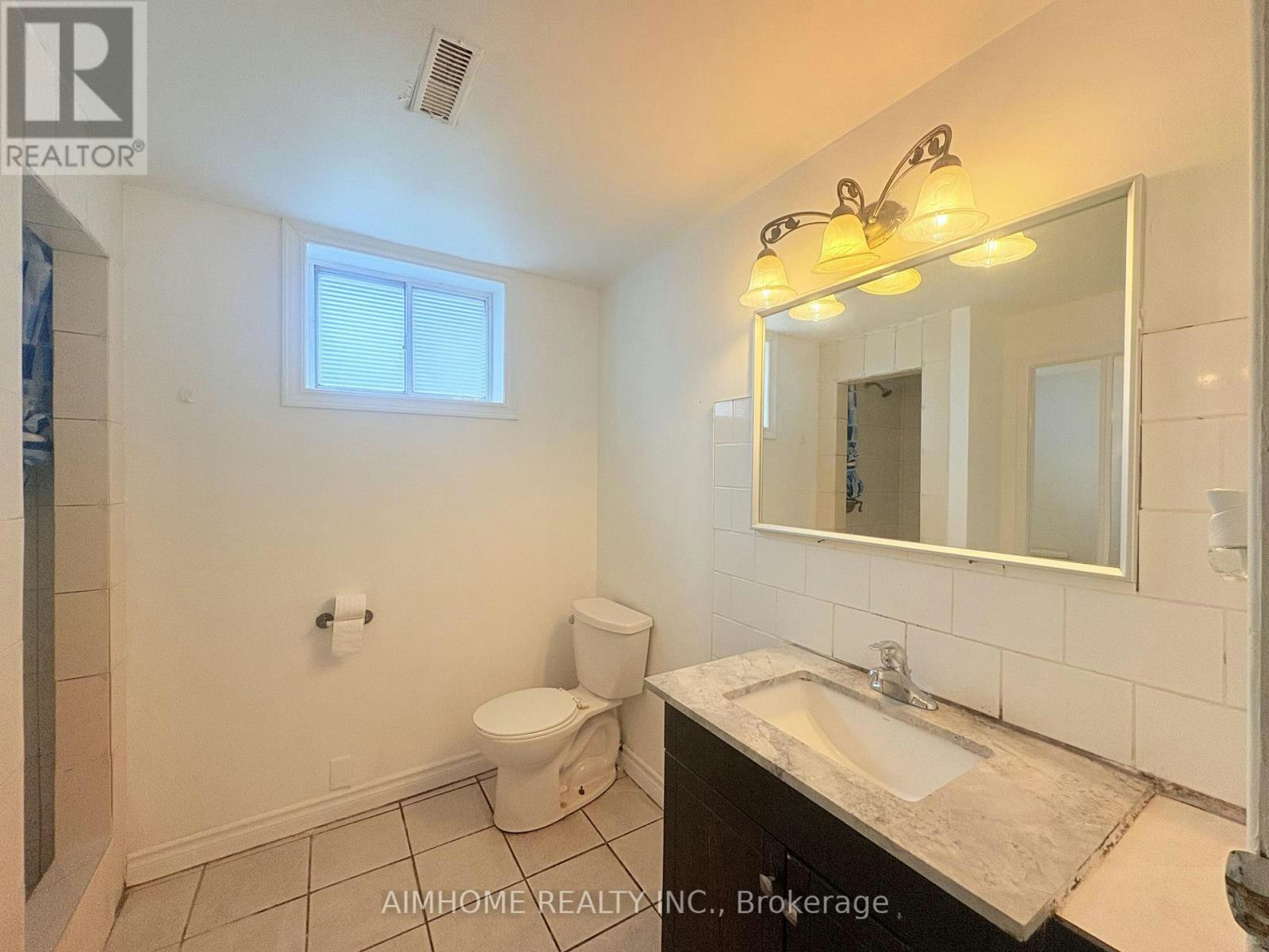 70 Micmac Crescent, Toronto, ON, M2H 2K2 - 8