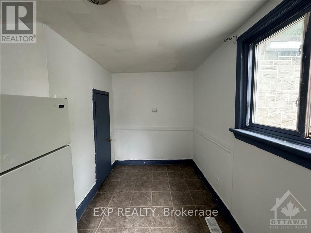 3-70 Barrette Street, Ottawa, ON, K1L 8A3 - 3