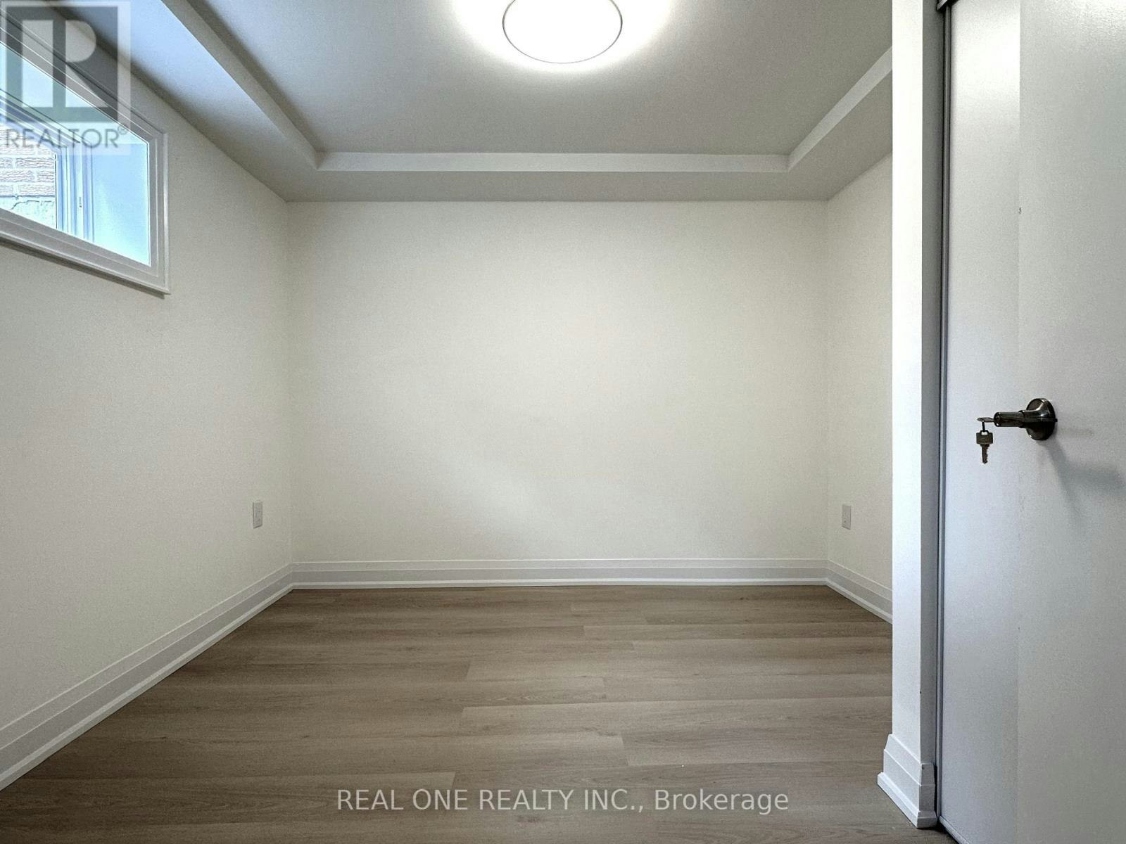LOWER-57 James Gray Drive, Toronto, ON, M2H 1N8 - 5