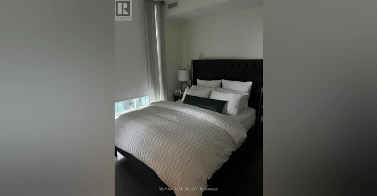 1214E-576 Front Street W, Toronto, ON, M5V 1C1 - 11