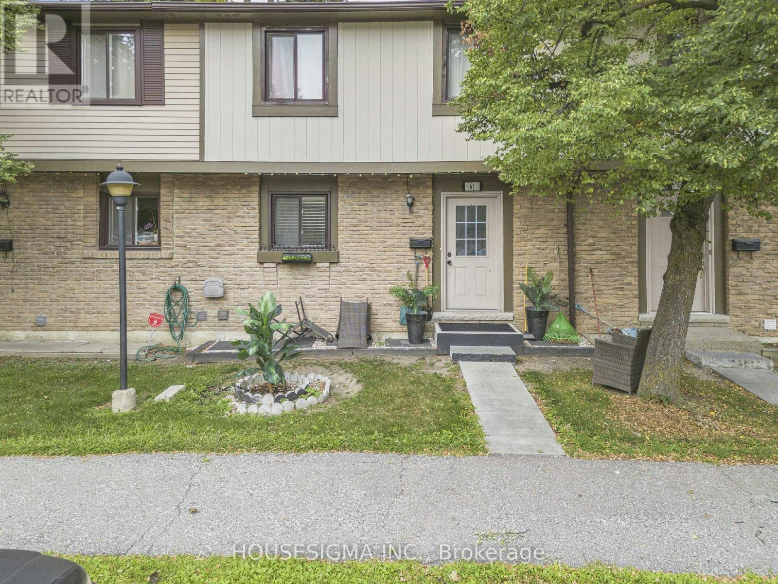 61-105 Hansen Road N, Brampton, ON, L6V 3C9
