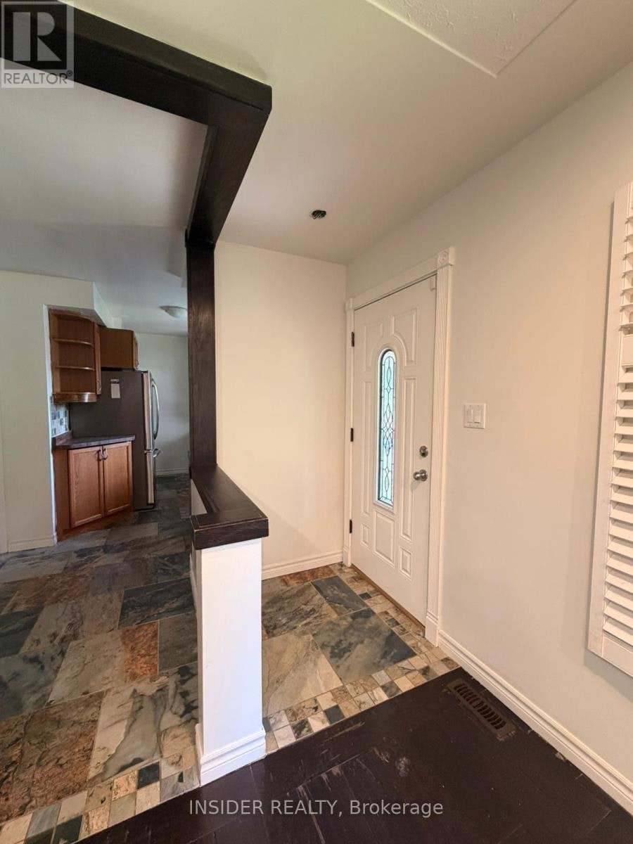 1210 Patann Drive, London, ON, N5V 2J4 - 3