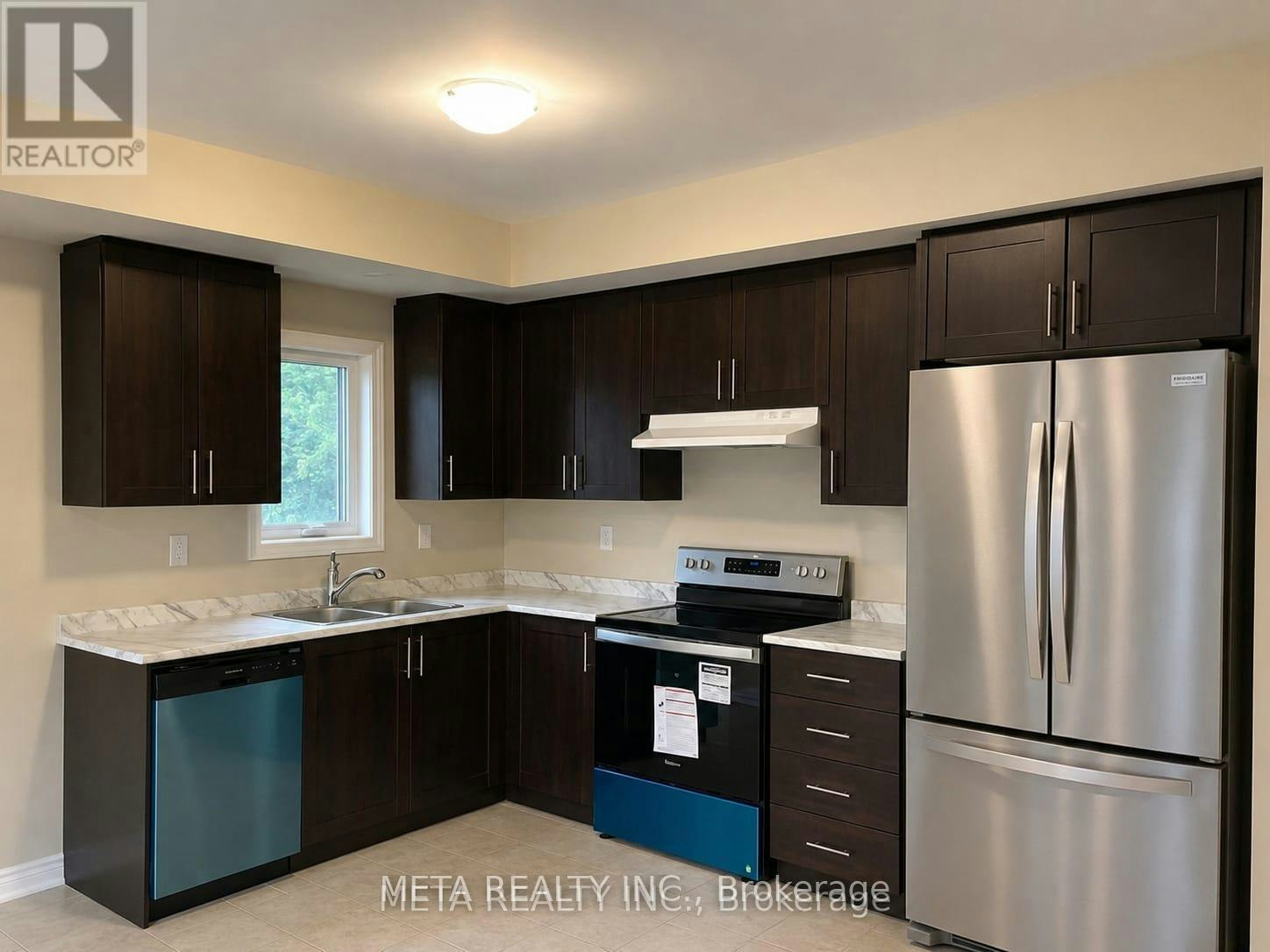 2ND FLR-291 Olive Avenue, Oshawa, ON, L1H 2P5 - 2