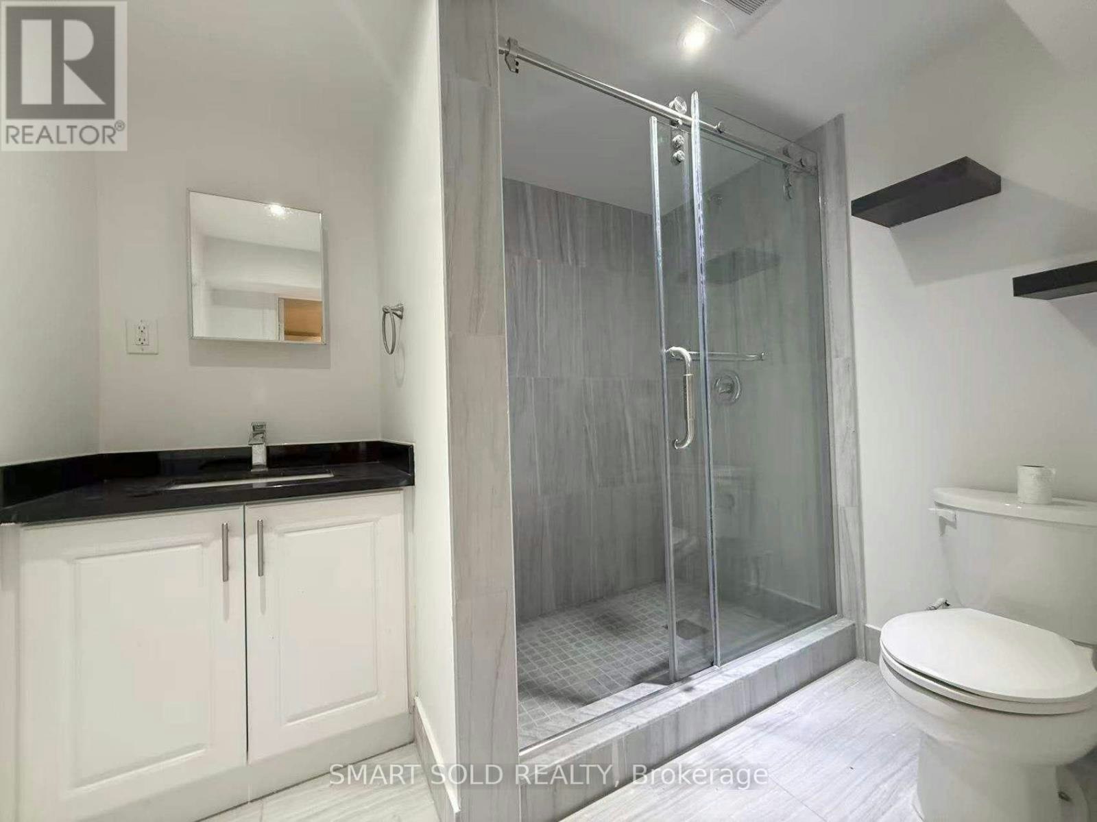 32 East Drive, Markham, ON, L6G 1A4 - 9