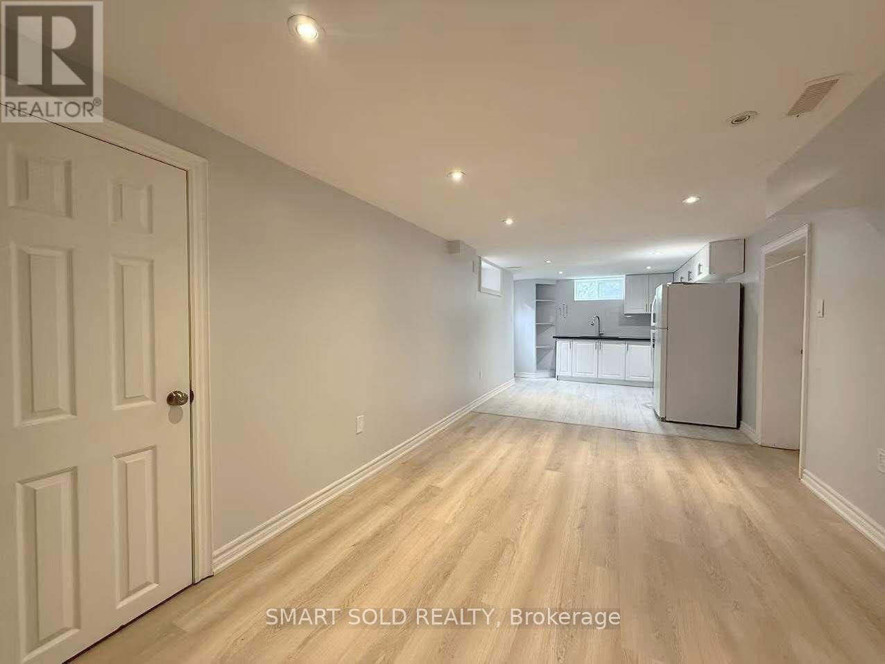 32 East Drive, Markham, ON, L6G 1A4 - 8