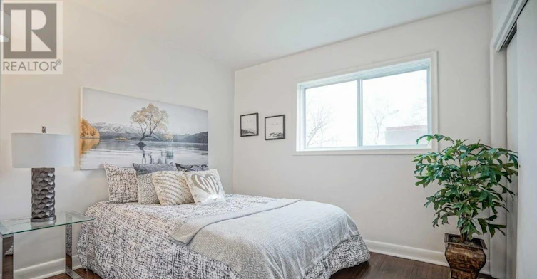 32 East Drive, Markham, ON, L6G 1A4 - 6