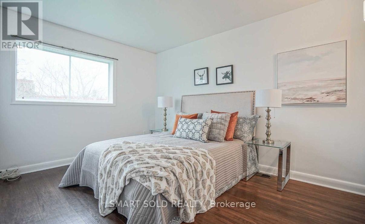 32 East Drive, Markham, ON, L6G 1A4 - 5