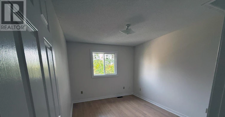 43 Falconridge Drive, Hamilton, ON, L9B 2P3 - 24