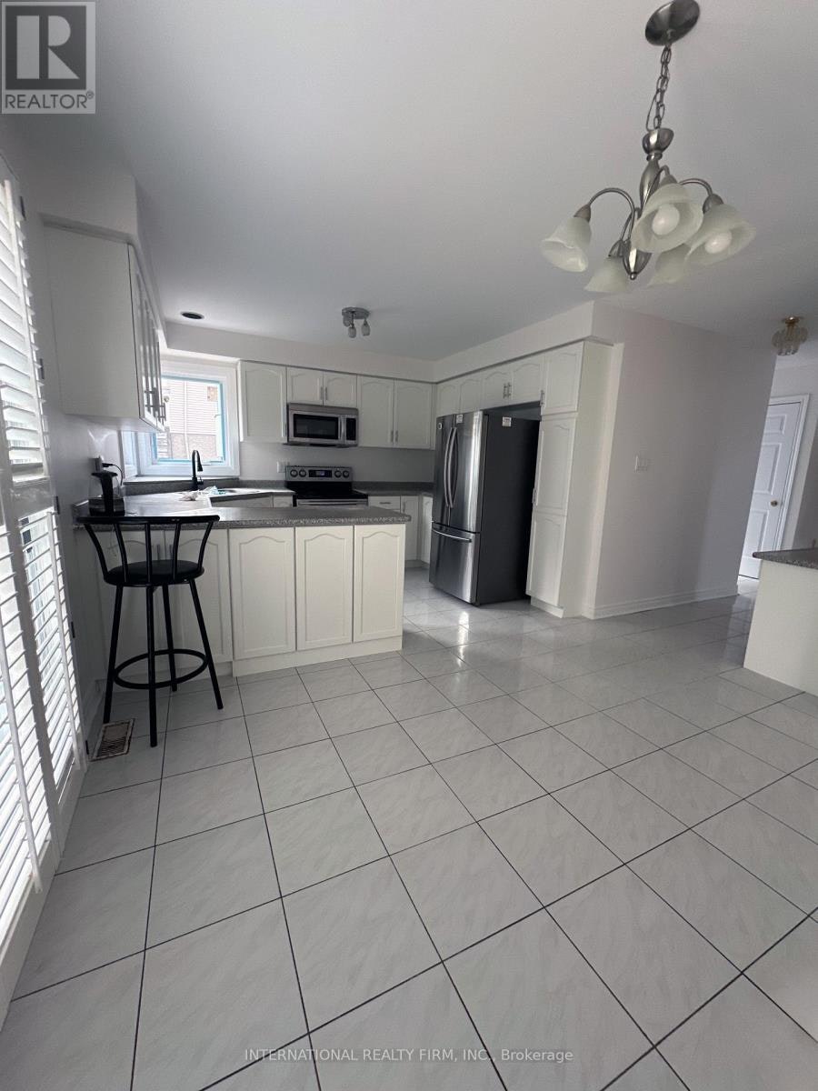 43 Falconridge Drive, Hamilton, ON, L9B 2P3 - 7