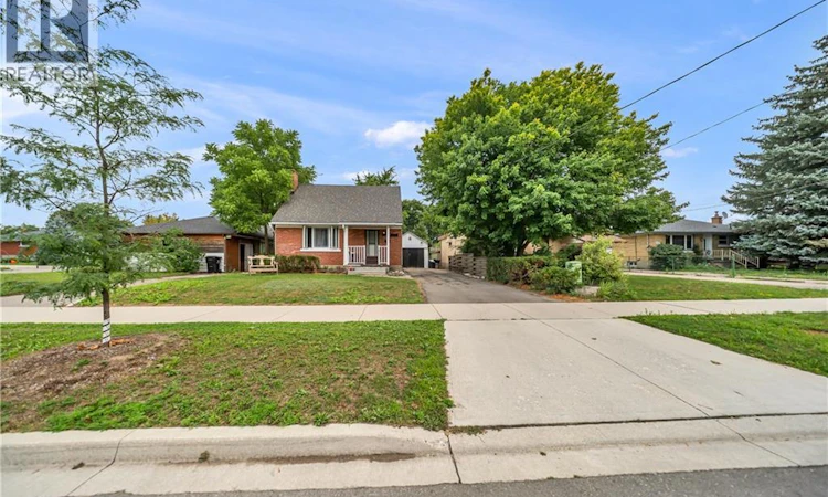 478 Greenfield Avenue