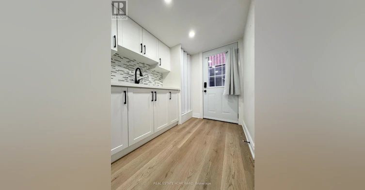 60 Attridge Drive, Aurora, ON, L4G 6J4 - 5