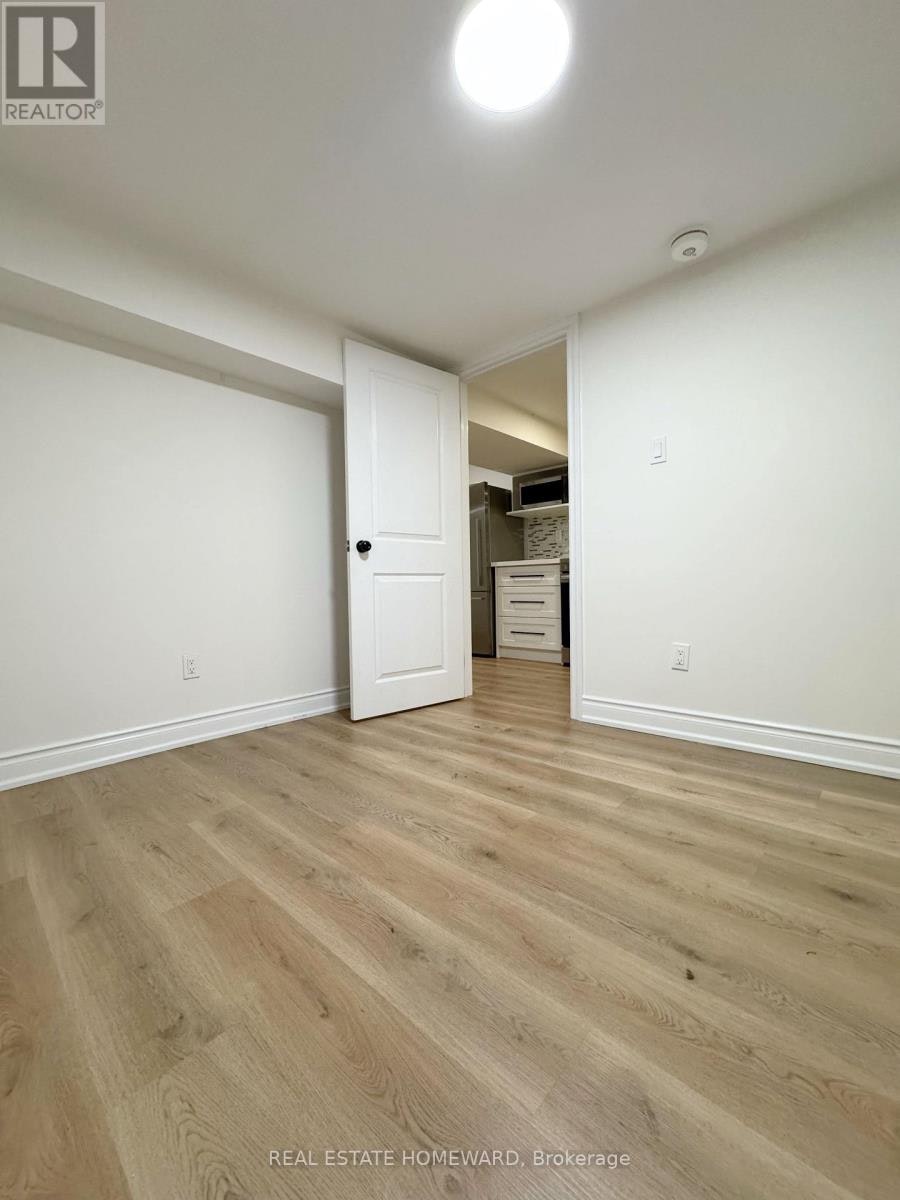 60 Attridge Drive, Aurora, ON, L4G 6J4 - 10