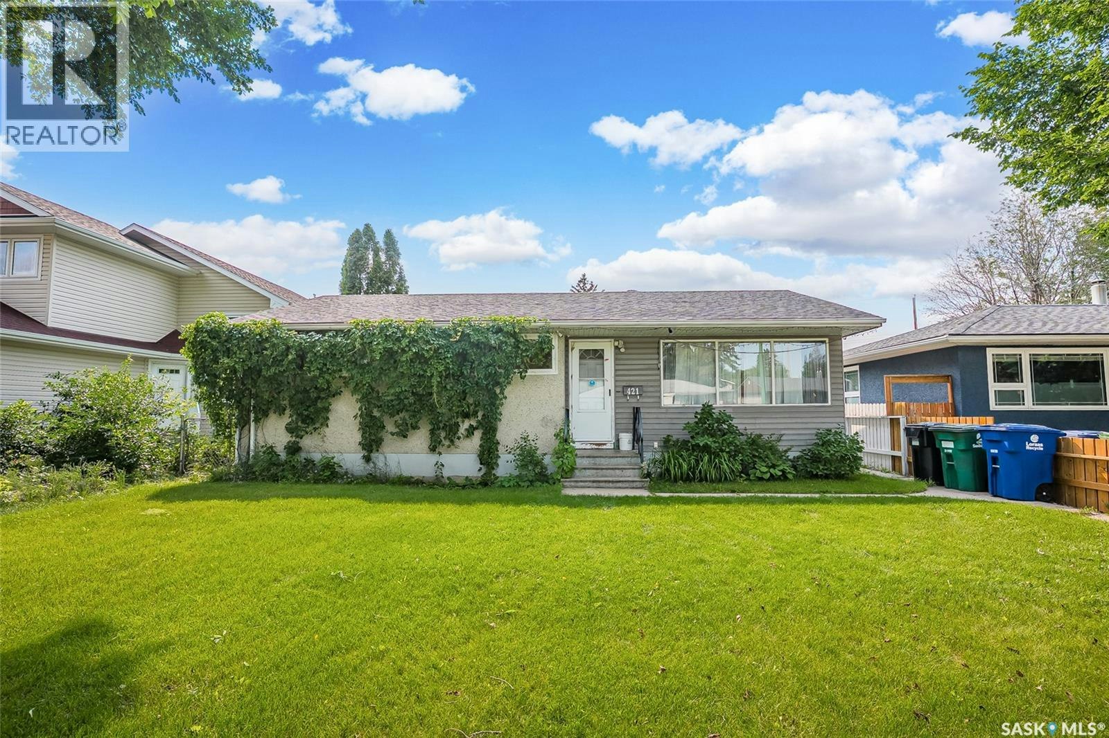 421 Y Avenue S, Saskatoon, SK, S7M 3J8