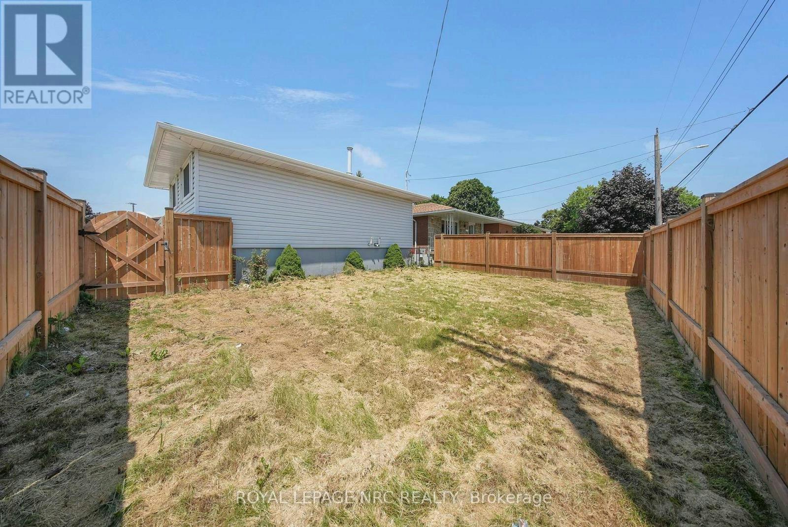 35 Eugene Street, Hamilton, ON, L8H 2R1 - 35