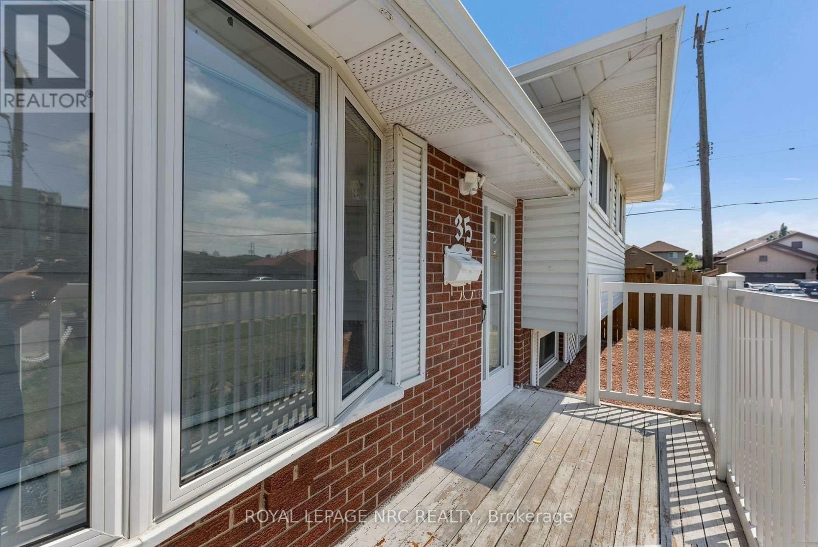 35 Eugene Street, Hamilton, ON, L8H 2R1 - 8