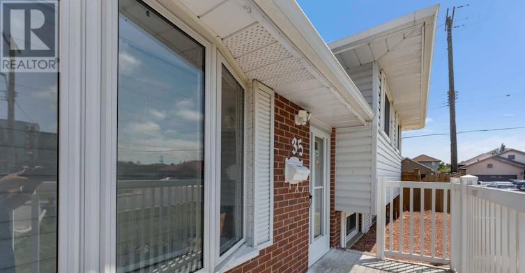 35 Eugene Street, Hamilton, ON, L8H 2R1 - 8