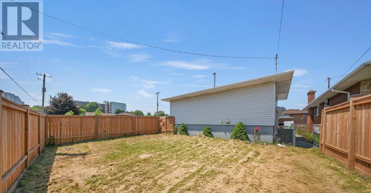 35 Eugene Street, Hamilton, ON, L8H 2R1 - 37
