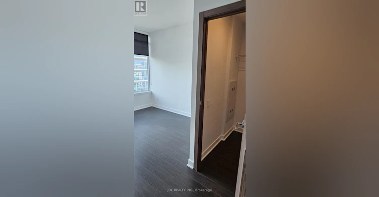 3708-19 Bathurst Street, Toronto, ON, M5V 0N2 - 11