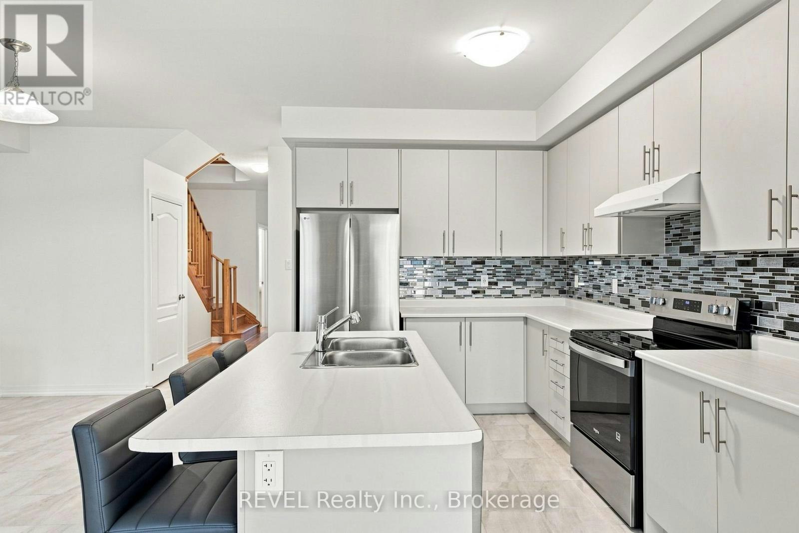 20 Selection Heights, Thorold, ON, L2V 0P3 - 11