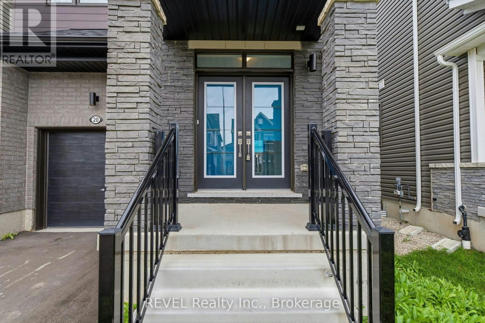 20 Selection Heights, Thorold, ON, L2V 0P3 - 3