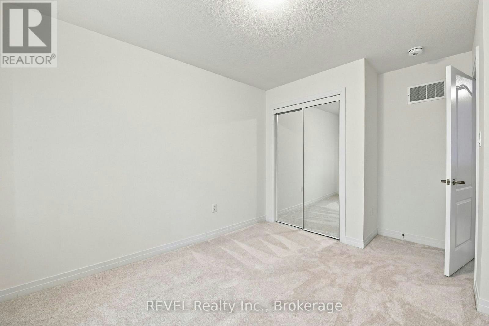20 Selection Heights, Thorold, ON, L2V 0P3 - 23