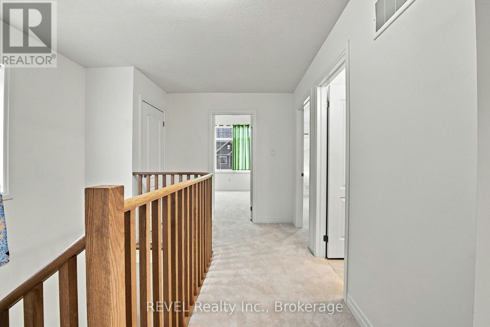 20 Selection Heights, Thorold, ON, L2V 0P3 - 19