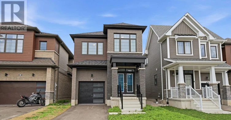 20 Selection Heights, Thorold, ON, L2V 0P3