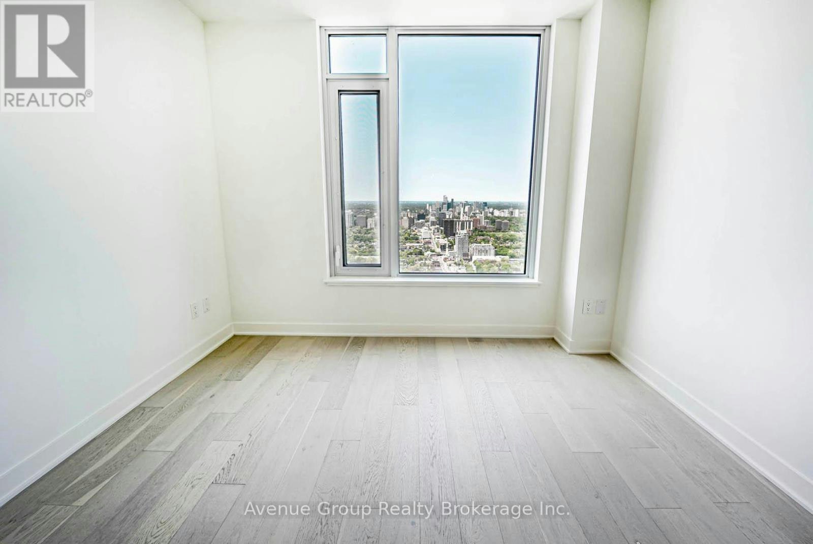5803-11 Yorkville Avenue, Toronto, ON, M4W 0B7 - 10