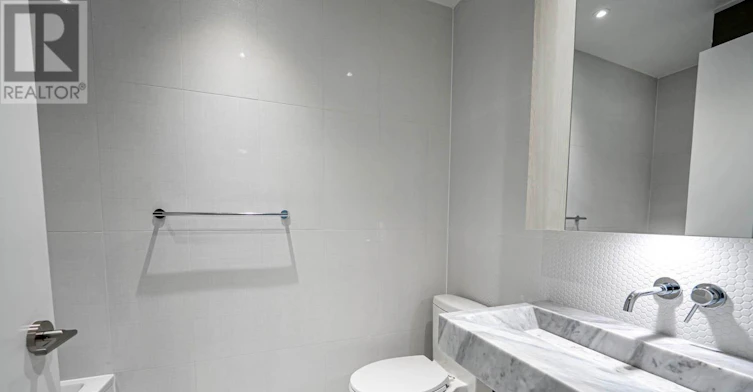 5803-11 Yorkville Avenue, Toronto, ON, M4W 0B7 - 33