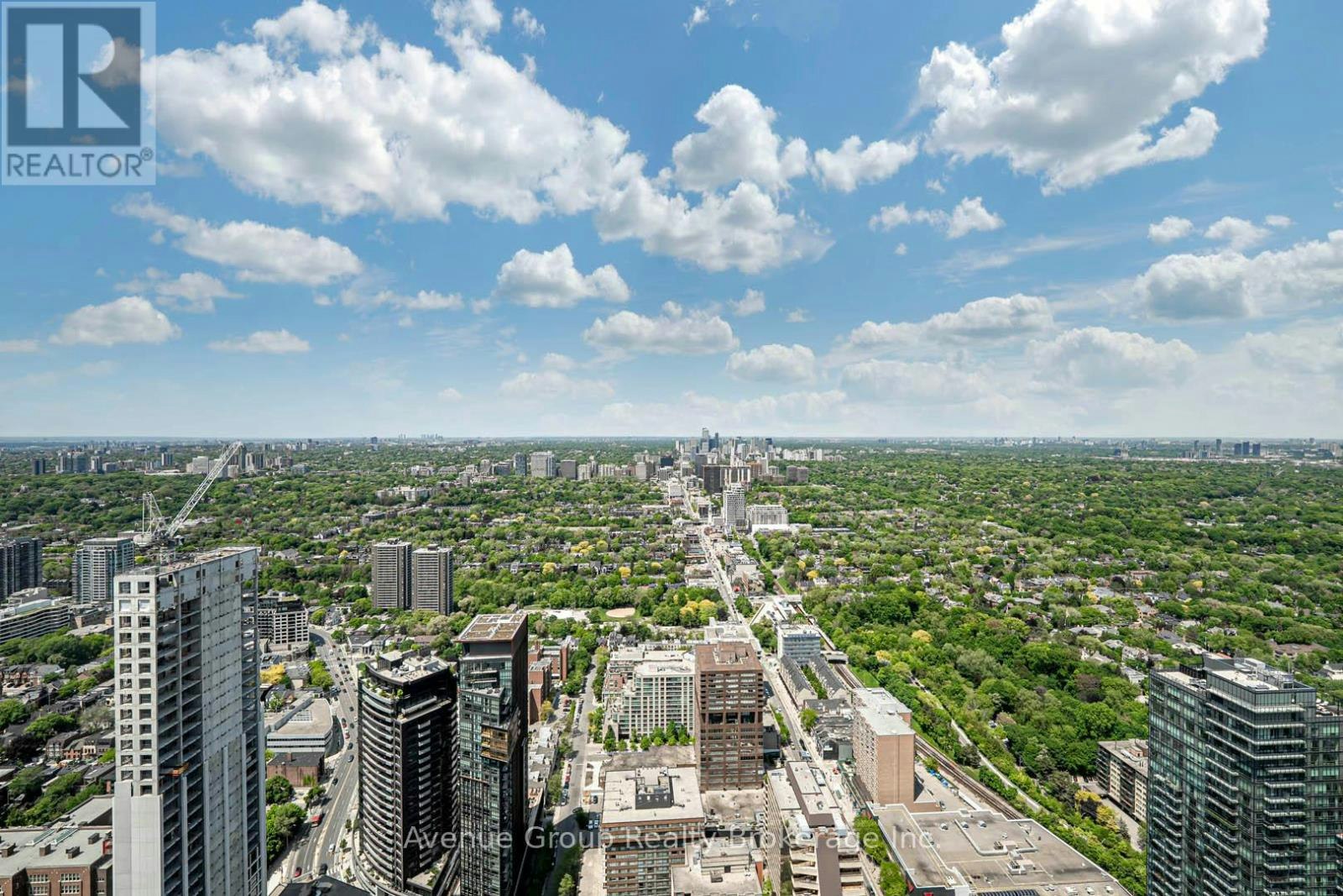 5803-11 Yorkville Avenue, Toronto, ON, M4W 0B7 - 37