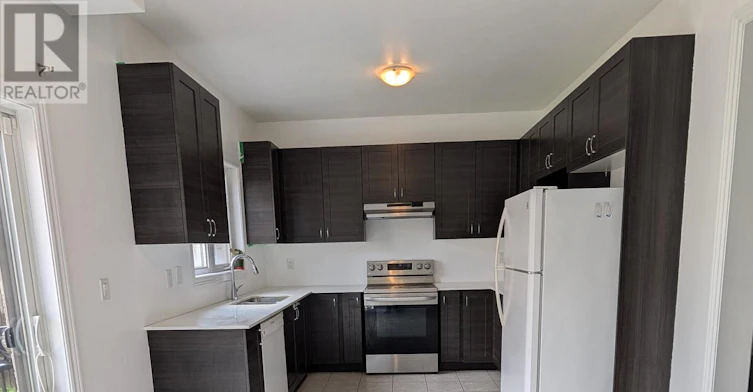 MAIN-734 Yarfield Crescent, Newmarket, ON, L3X 1C8 - 9