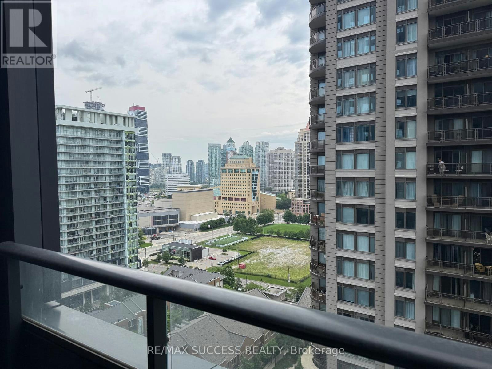 1607-395 Square One Drive, Mississauga, ON, L5B 0P6 - 23