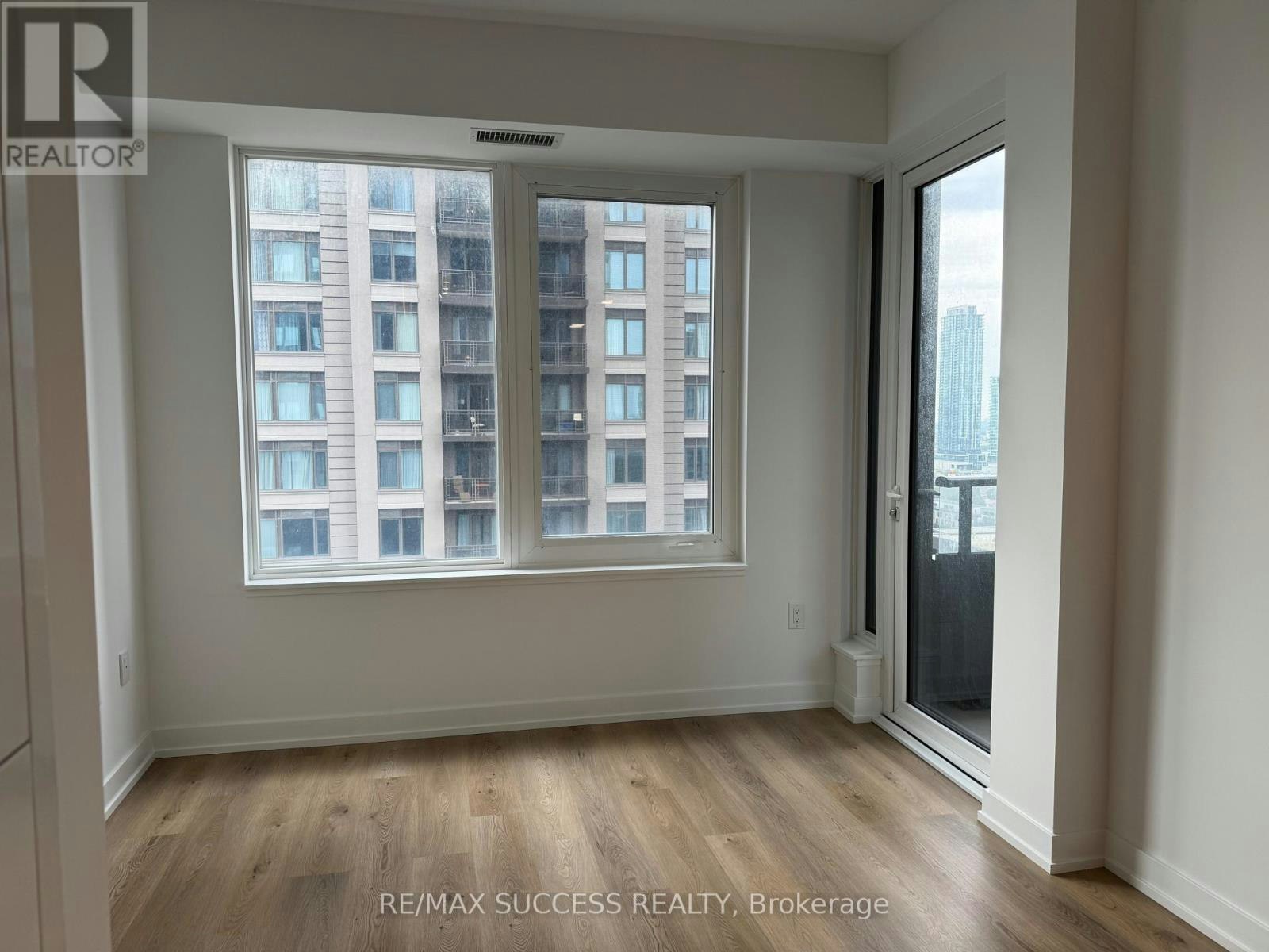 1607-395 Square One Drive, Mississauga, ON, L5B 0P6 - 6