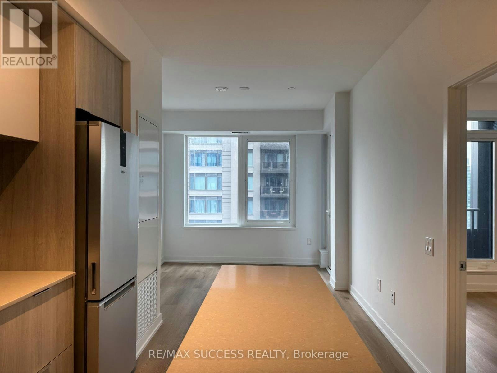 1607-395 Square One Drive, Mississauga, ON, L5B 0P6 - 5