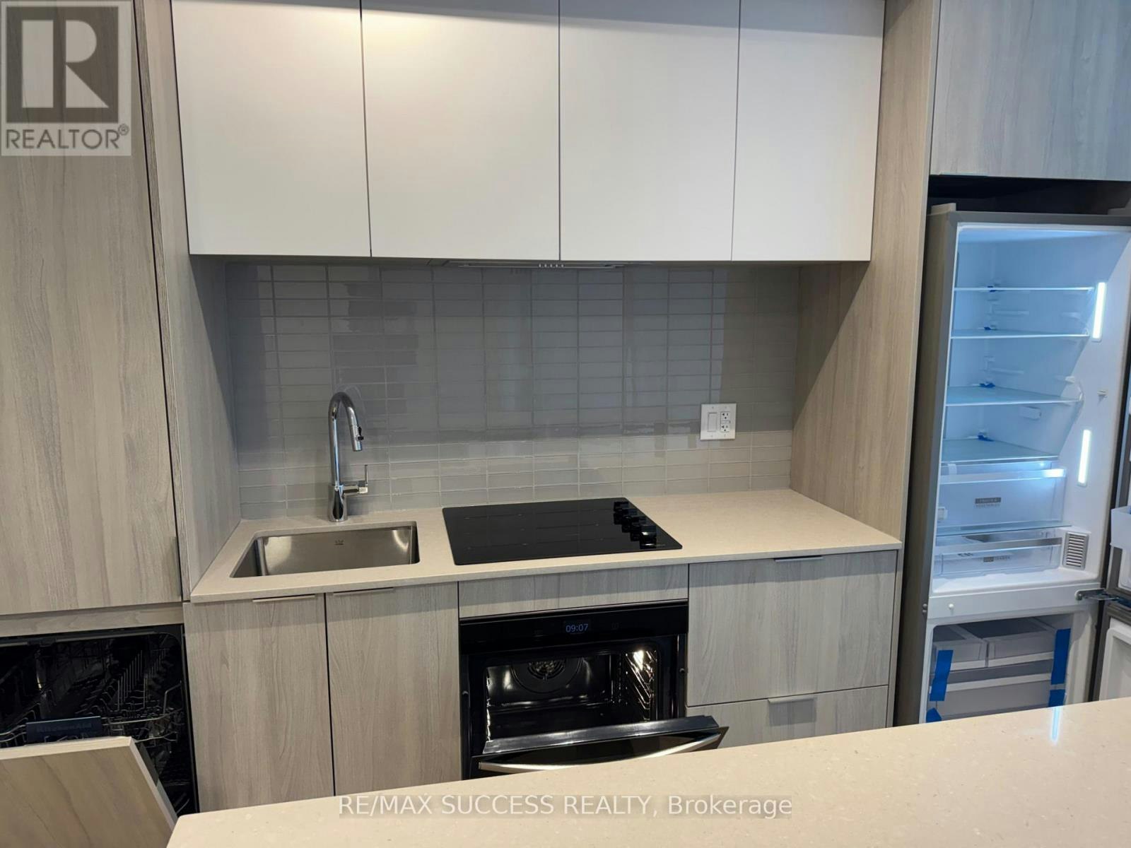 1607-395 Square One Drive, Mississauga, ON, L5B 0P6 - 10