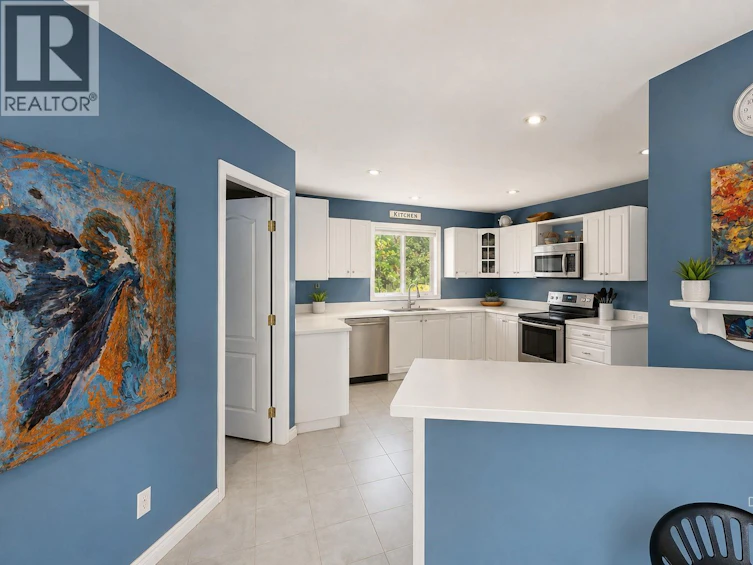5255 Schneider Place, Tappen, BC, V0E 2X3 - 10