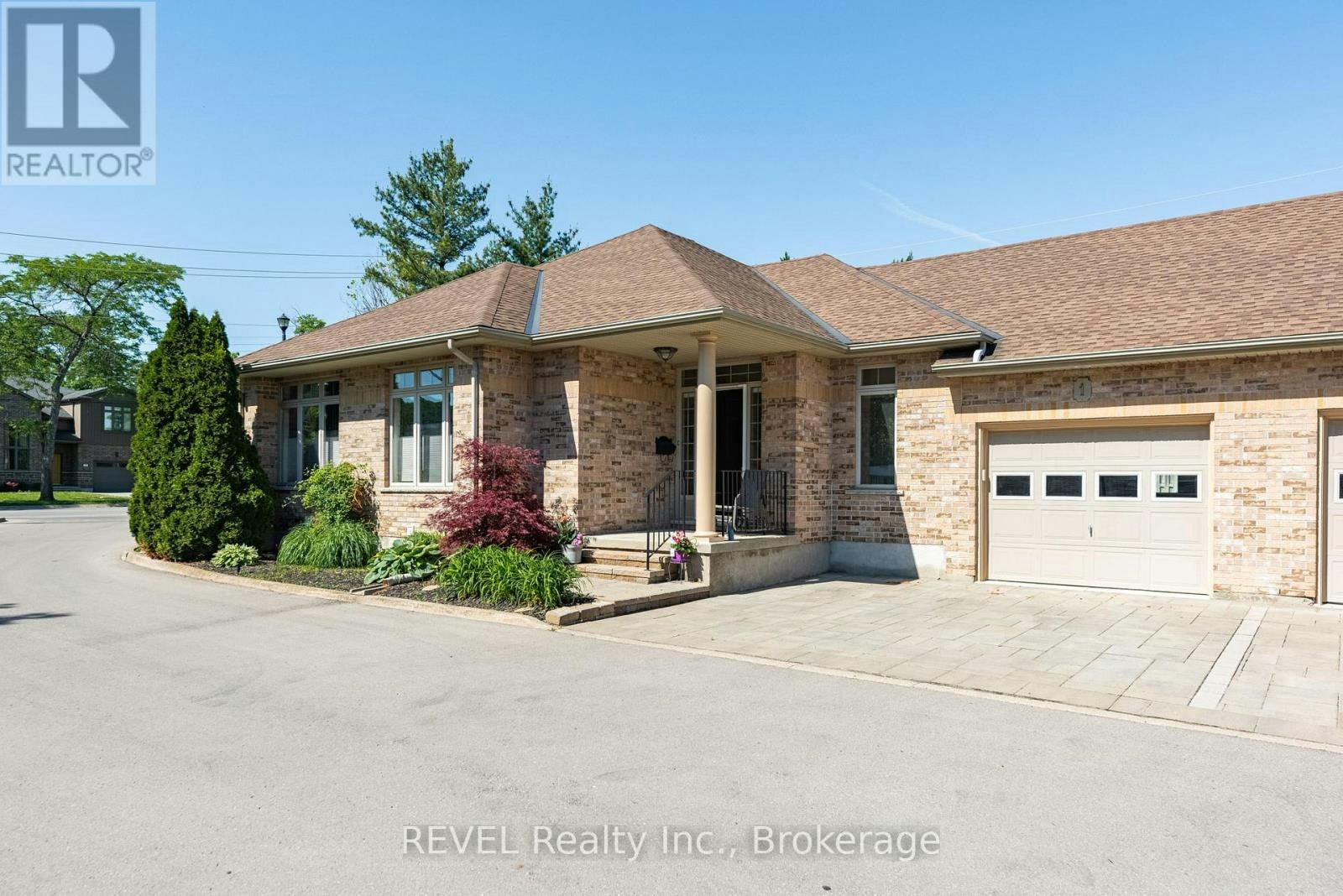 1-139 Glendale Avenue, St. Catharines, ON, L2T 2K2