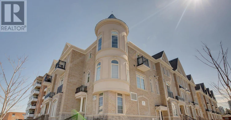 3-37 Drewry Avenue, Toronto, ON, M2M 0B5 - 2