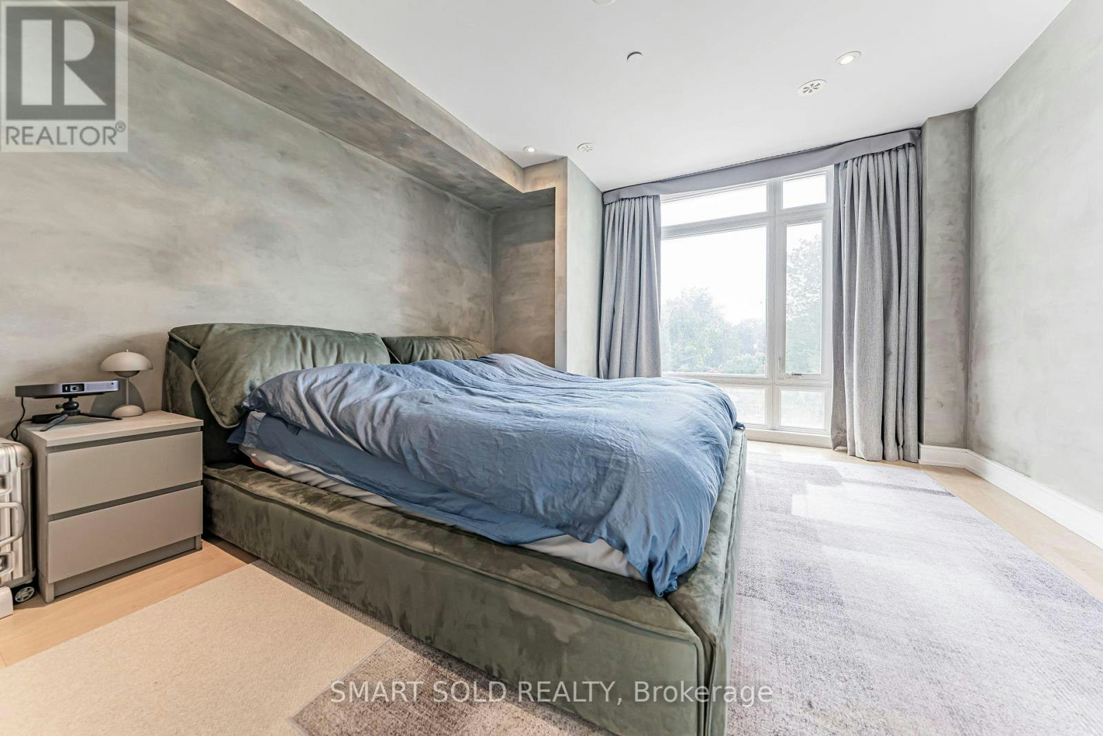9 Flax Field Lane, Toronto, ON, M2N 0L5 - 6