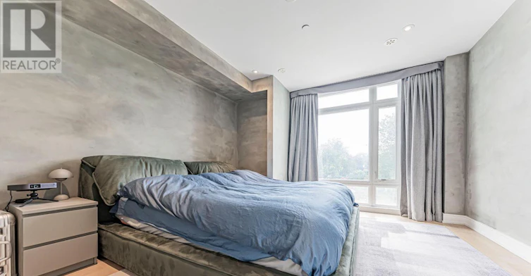 9 Flax Field Lane, Toronto, ON, M2N 0L5 - 6