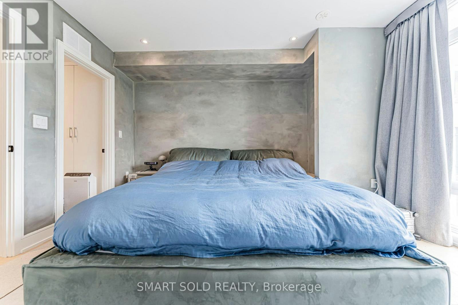 9 Flax Field Lane, Toronto, ON, M2N 0L5 - 7